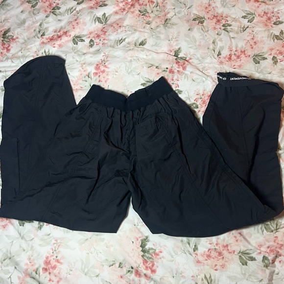 Free People Movement Mesmerize Me Pants Black XS Cargo Straight Leg Baggy Sporty - Picture 6 of 8